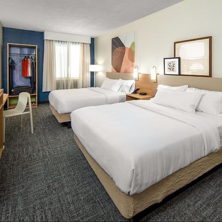 Spark By Hilton Hershey Near The Park Экстерьер фото